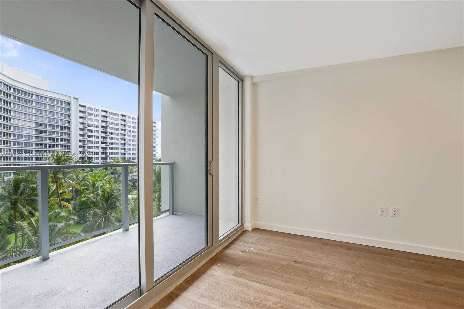 Small Image of 1500 BAY RD #N-0229, Miami Beach Number 16