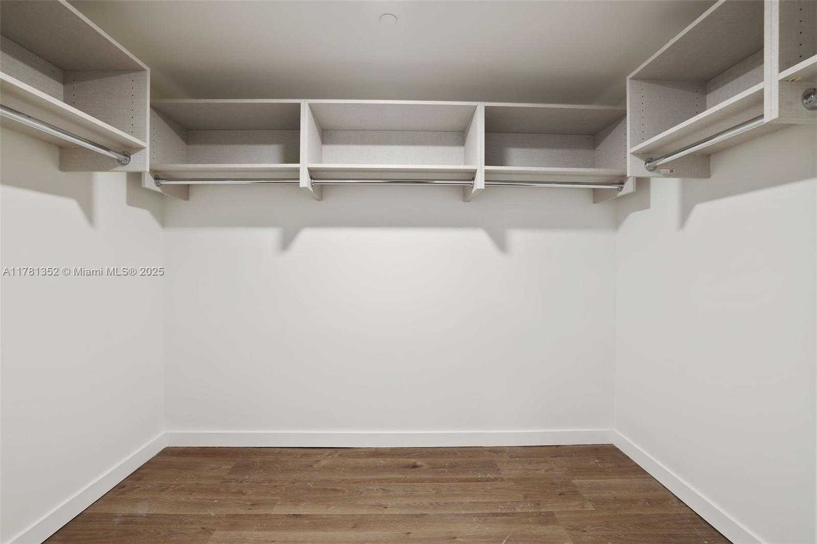 Small Image of 1500 BAY RD #N-0229, Miami Beach Number 31
