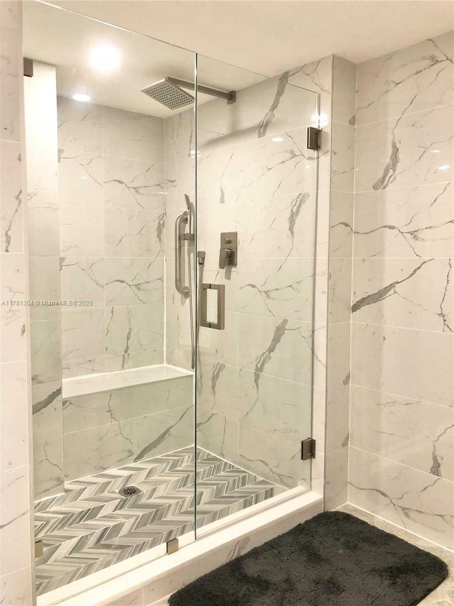Small Image of 1717 NORTH BAYSHORE DR #A-1534, Miami Number 13