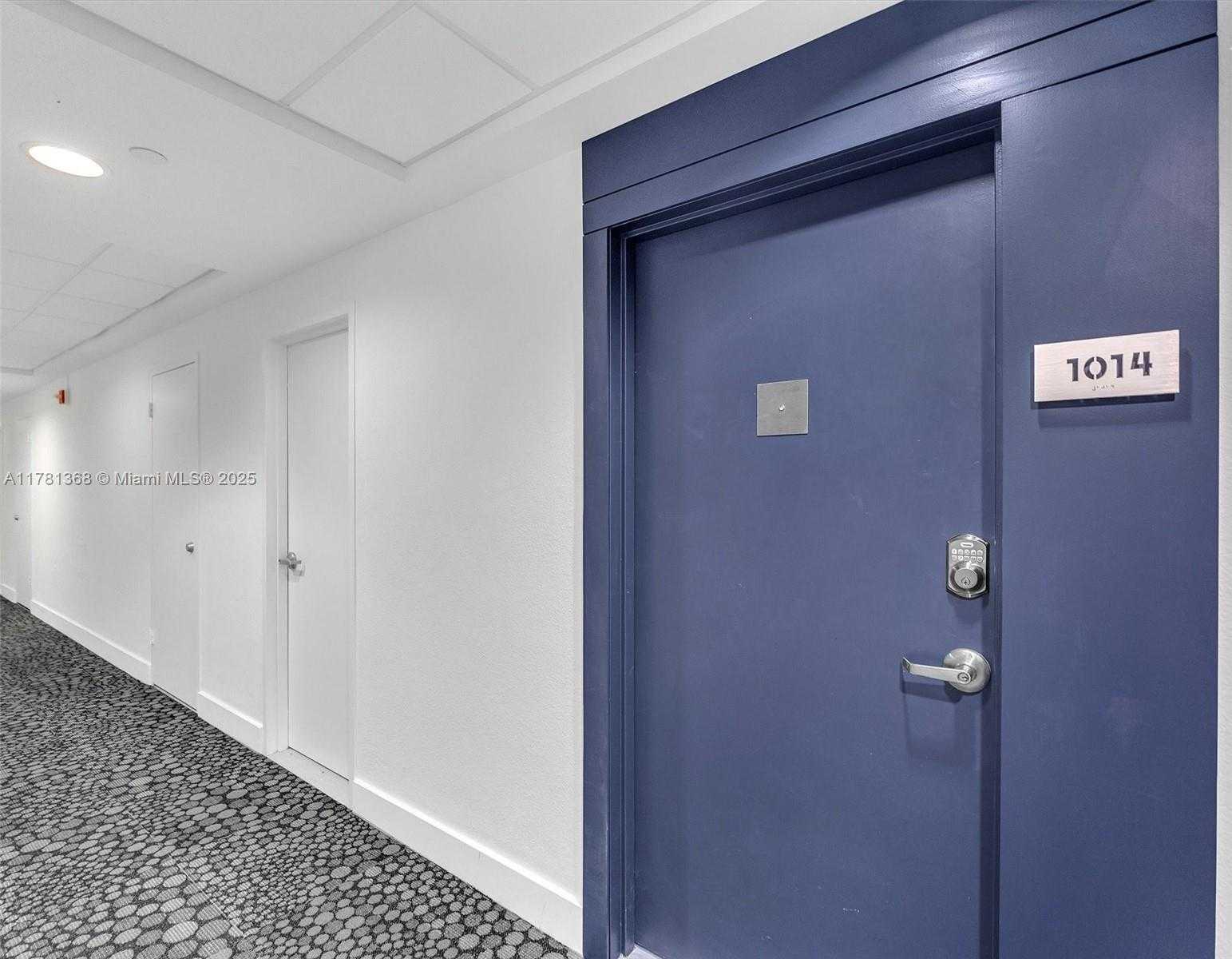 Small Image of 1000 WEST AVE #1014, Miami Beach Number 21