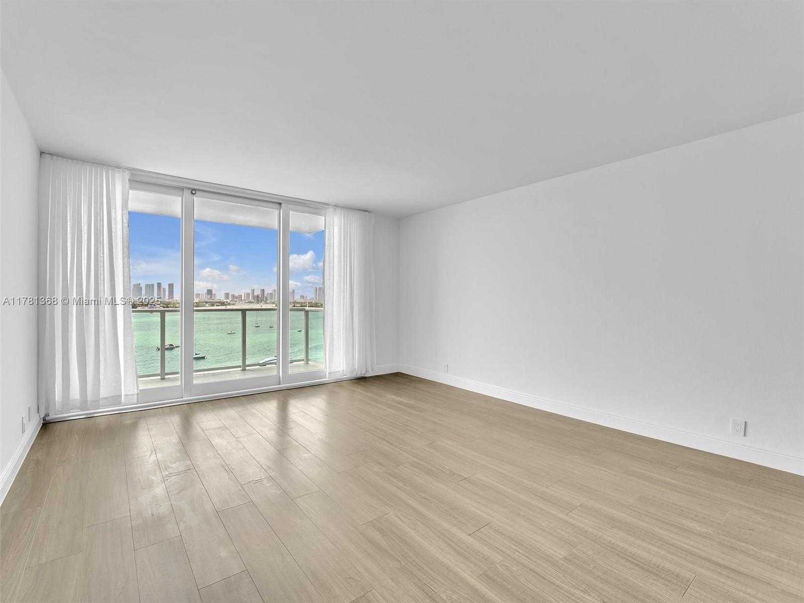 Small Image of 1000 WEST AVE #1014, Miami Beach Number 7