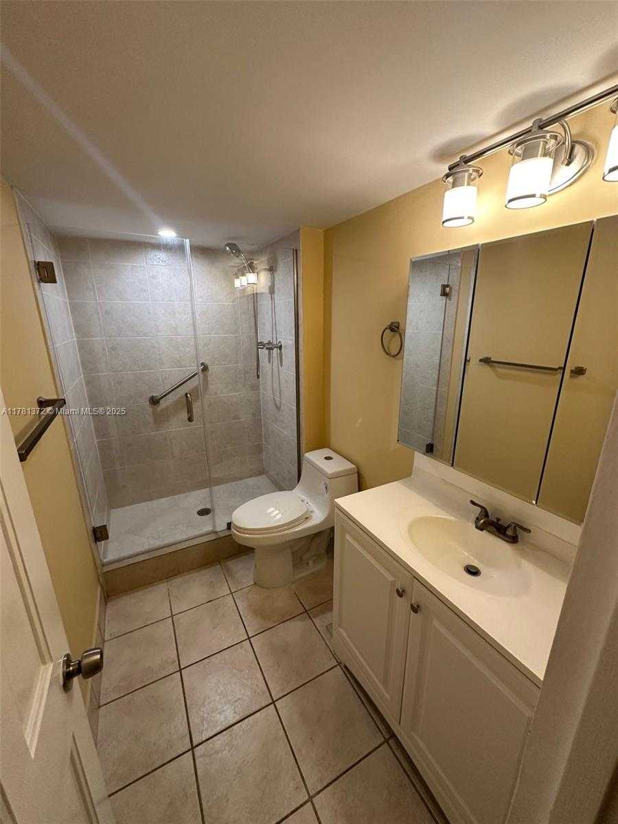 Small Image of 16851 NORTH EAST 23RD AVE #B101, North Miami Beach Number 14