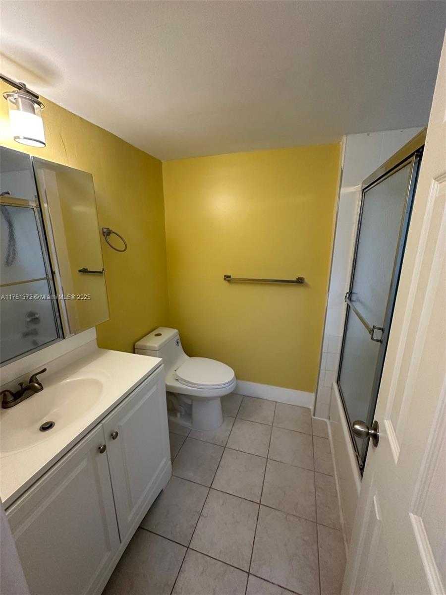 Small Image of 16851 NORTH EAST 23RD AVE #B101, North Miami Beach Number 19