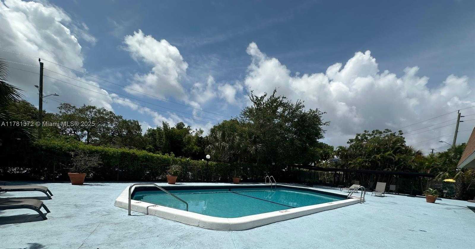 Small Image of 16851 NORTH EAST 23RD AVE #B101, North Miami Beach Number 21