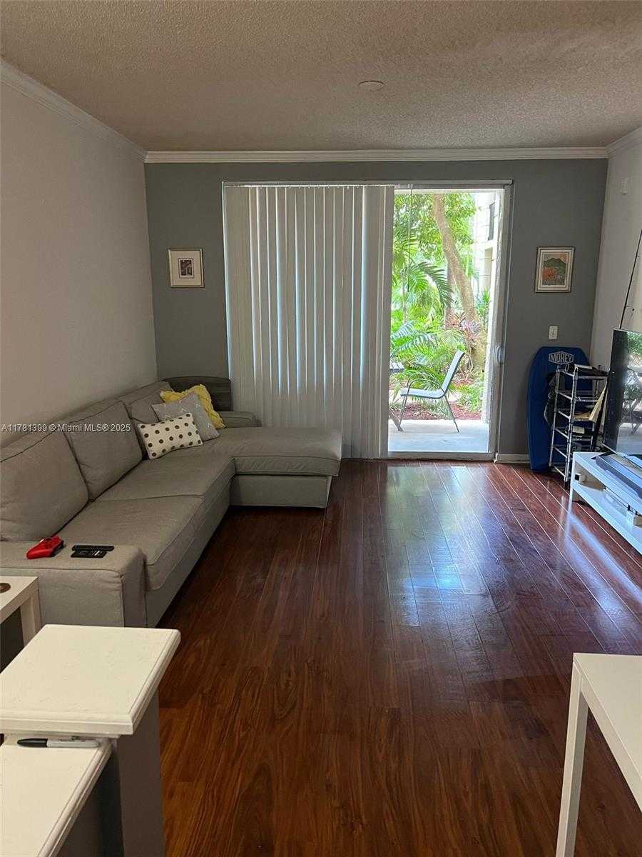 Small Image of 17145 NORTH BAY RD #4102, Sunny Isles Beach Number 2