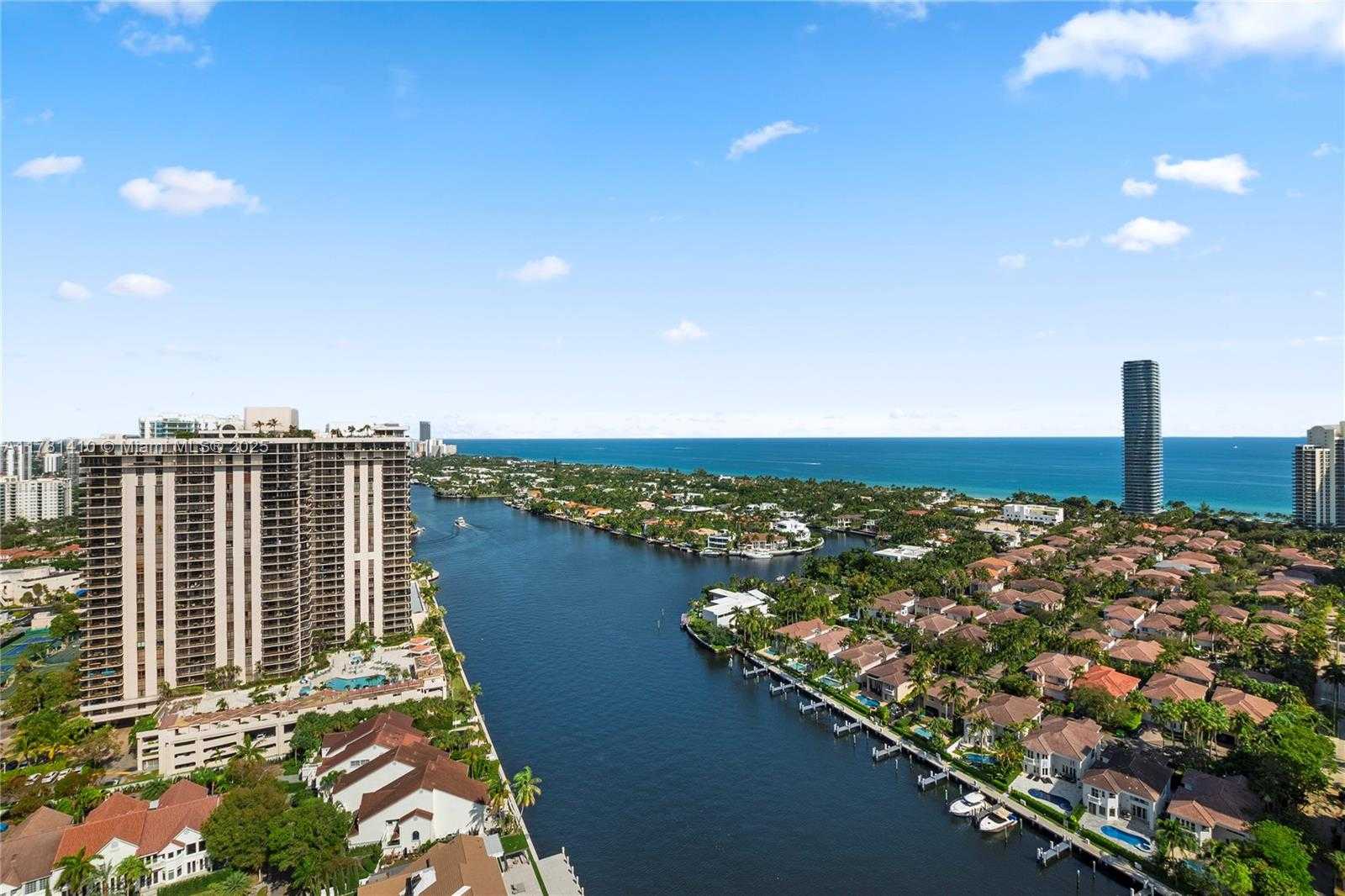 Small Image of 19355 TURNBERRY WAY #PH-K, Aventura Number 24