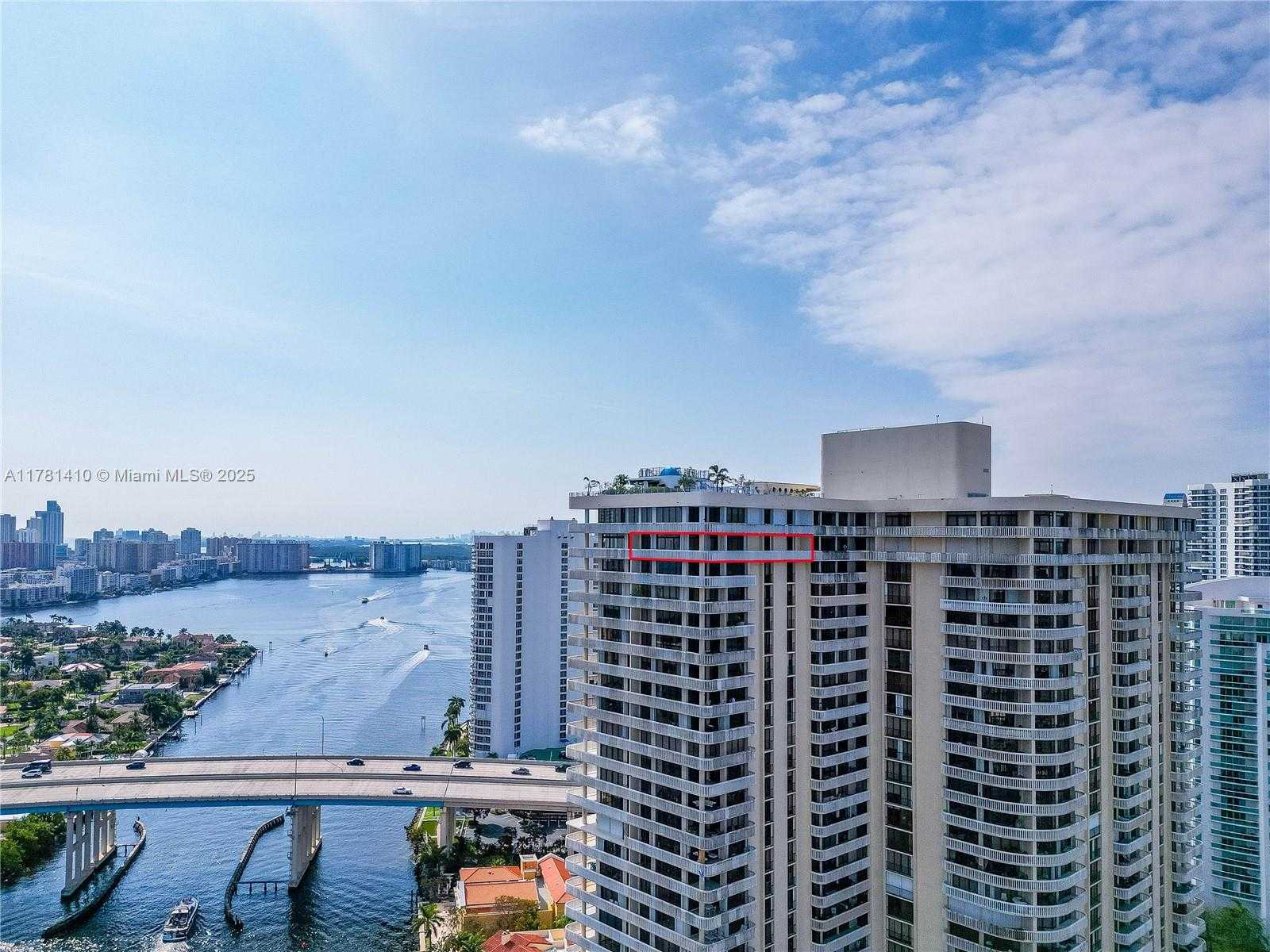 Small Image of 19355 TURNBERRY WAY #PH-K, Aventura Number 44