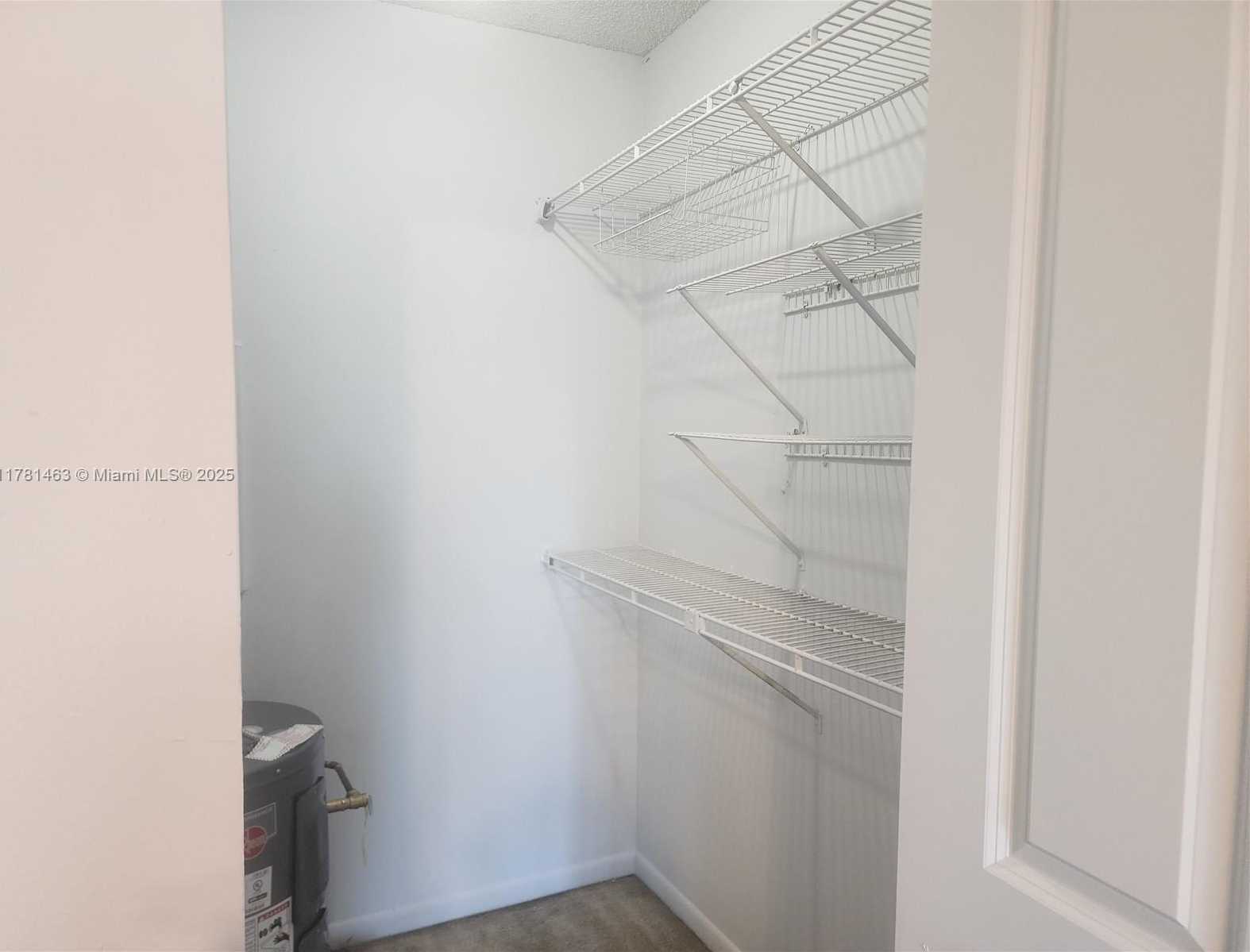 Small Image of 8100 GENEVA CT #341, Doral Number 20