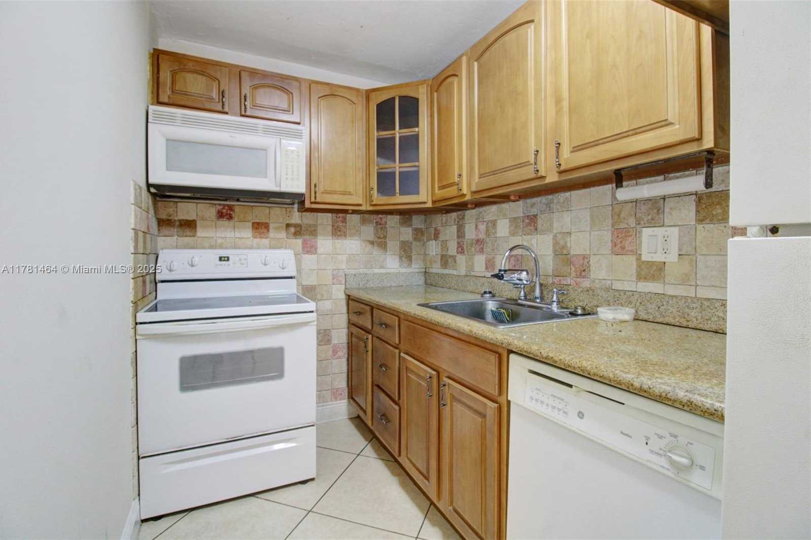 Small Image of 4717 NORTH WEST 7TH ST #604-10, Miami Number 12