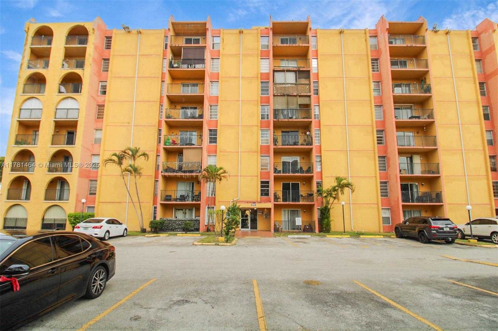Small Image of 4717 NORTH WEST 7TH ST #604-10, Miami Number 3