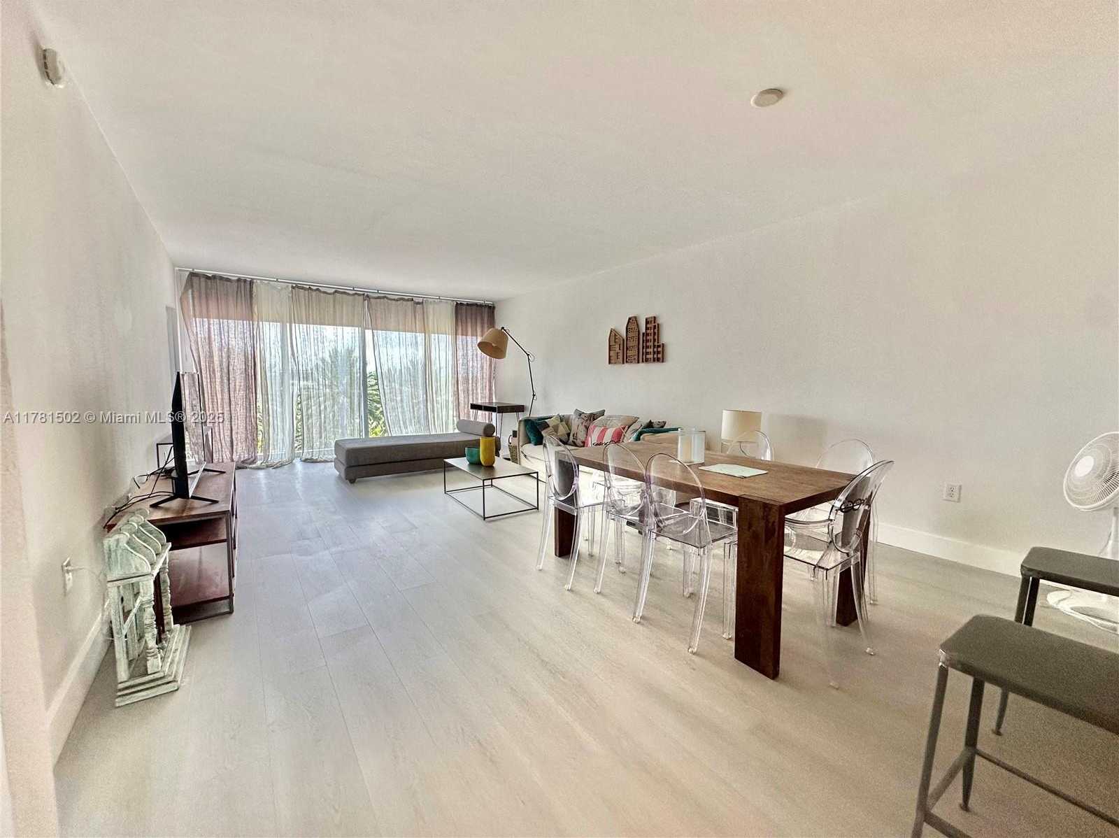 Small Image of 10275 COLLINS AVE #429, Bal Harbour Number 2