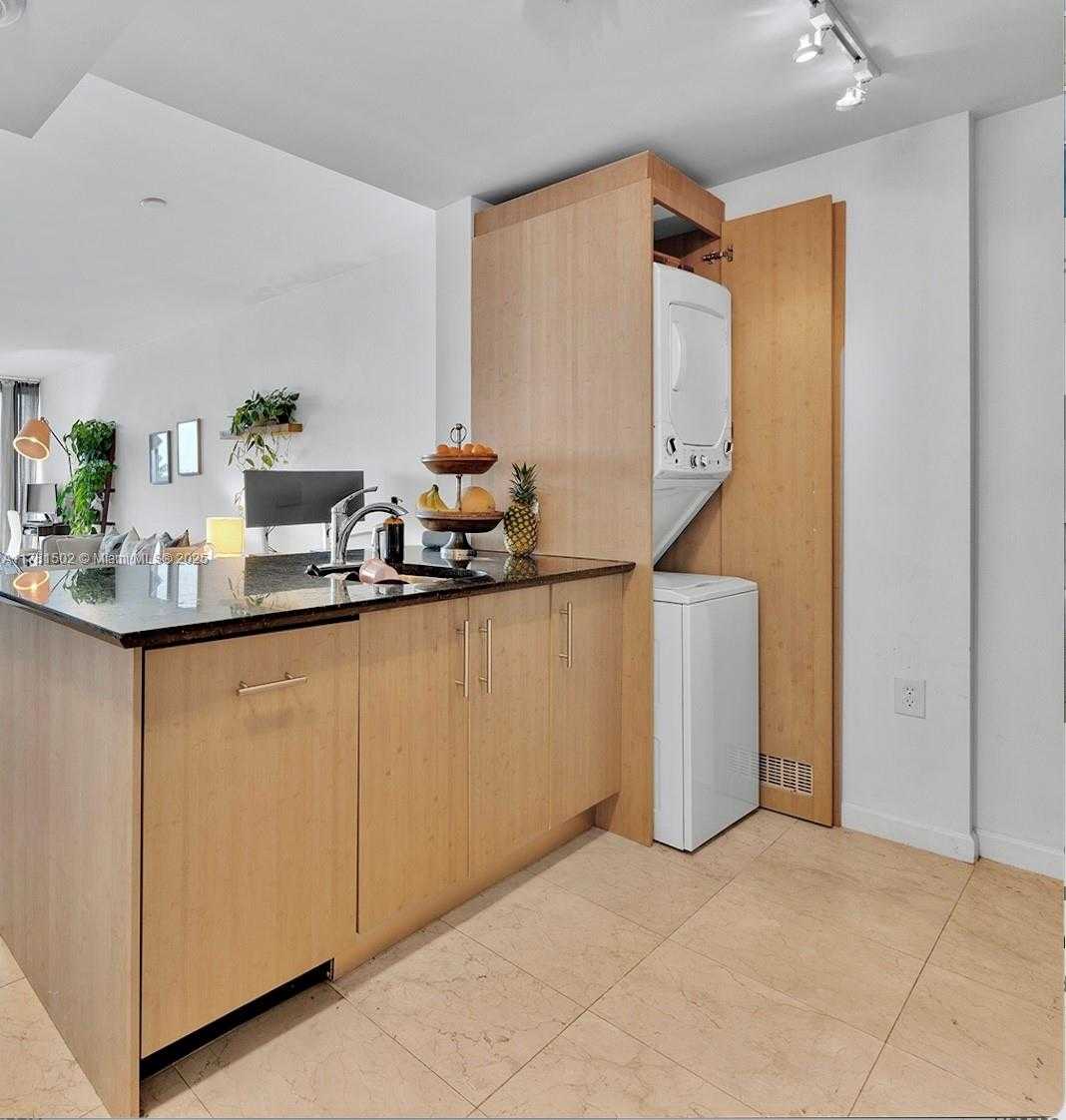Small Image of 10275 COLLINS AVE #429, Bal Harbour Number 5