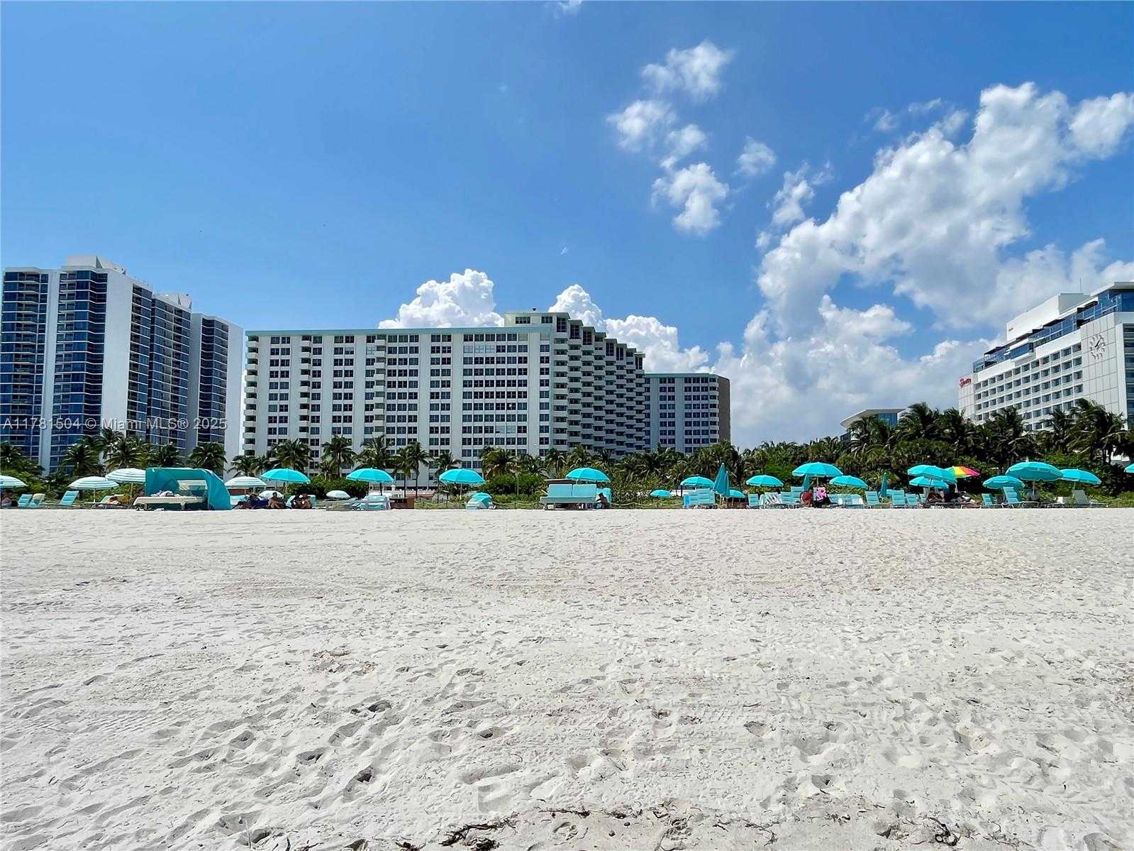 Small Image of 2899 COLLINS AVE #820, Miami Beach Number 35