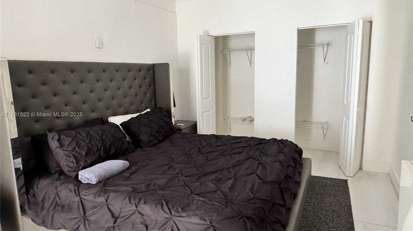 Small Image of 12301 SOUTH WEST 47TH ST, Miami Number 21