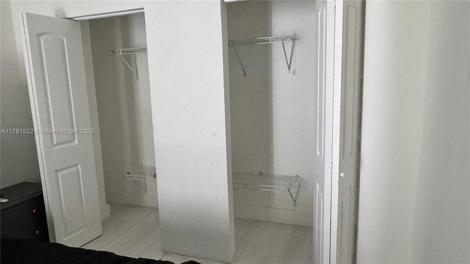 Small Image of 12301 SOUTH WEST 47TH ST, Miami Number 22