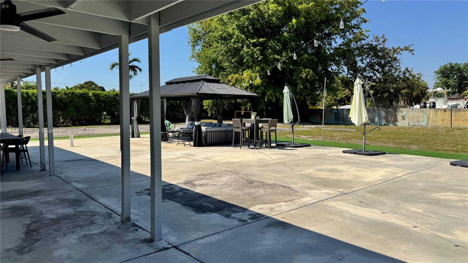 Small Image of 12301 SOUTH WEST 47TH ST, Miami Number 45