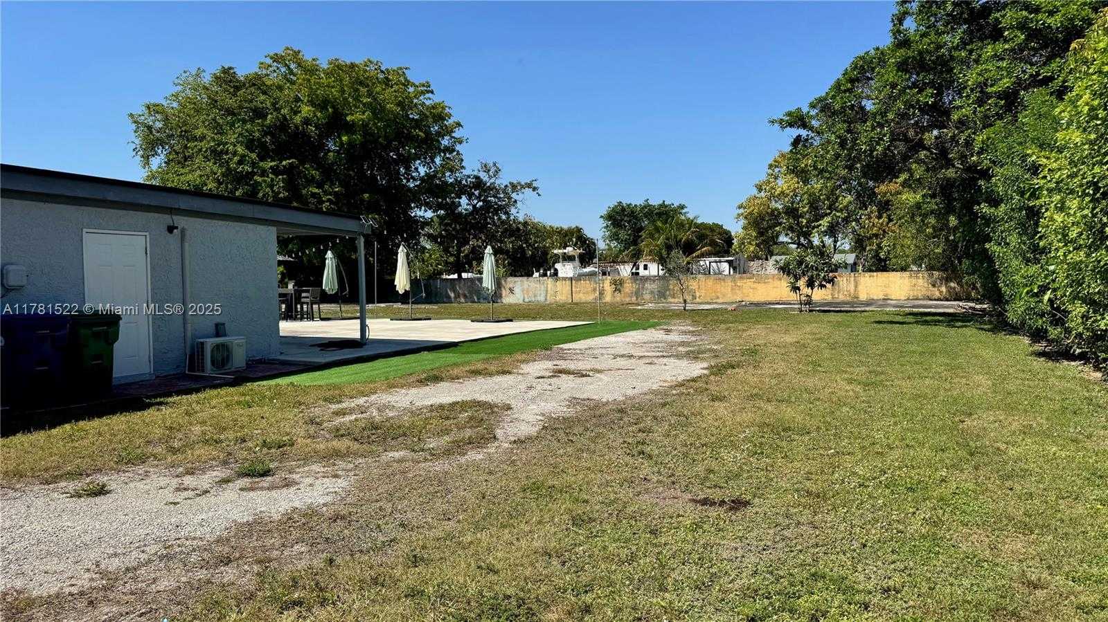 Small Image of 12301 SOUTH WEST 47TH ST, Miami Number 53