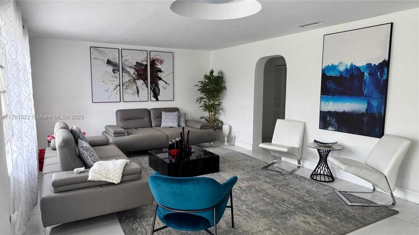 Small Image of 12301 SOUTH WEST 47TH ST, Miami Number 8