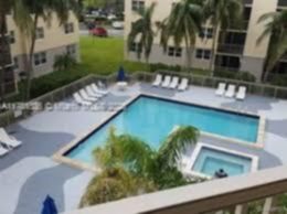 Small Image of 8225 LAKE DR #302, Doral Number 6