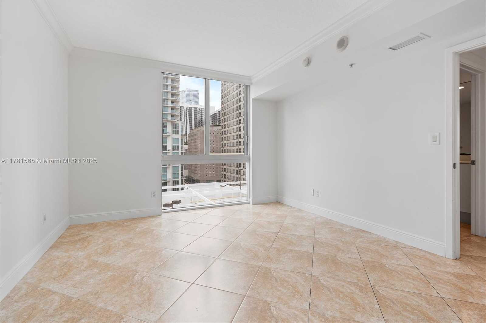 Small Image of 325 SOUTH BISCAYNE BLVD #1214, Miami Number 19