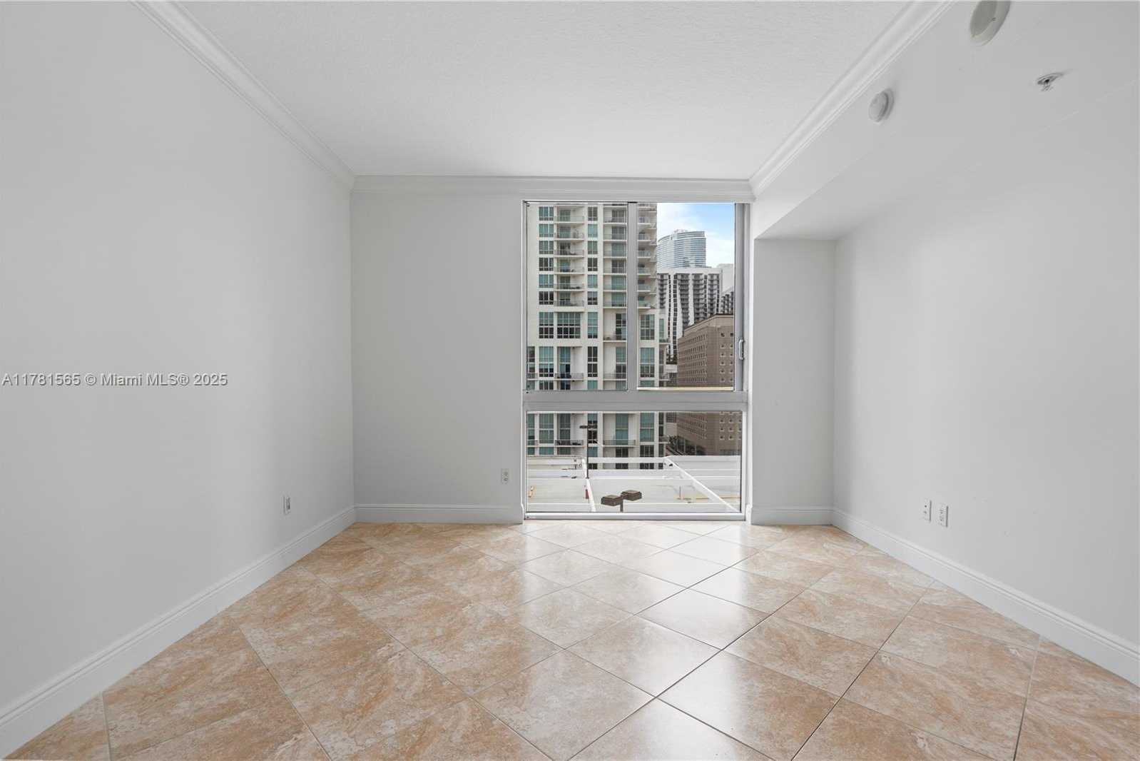 Small Image of 325 SOUTH BISCAYNE BLVD #1214, Miami Number 20