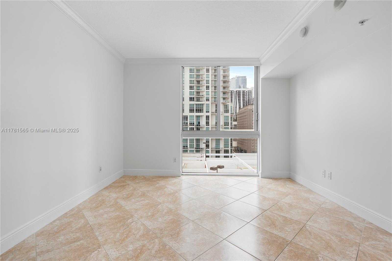 Small Image of 325 SOUTH BISCAYNE BLVD #1214, Miami Number 21