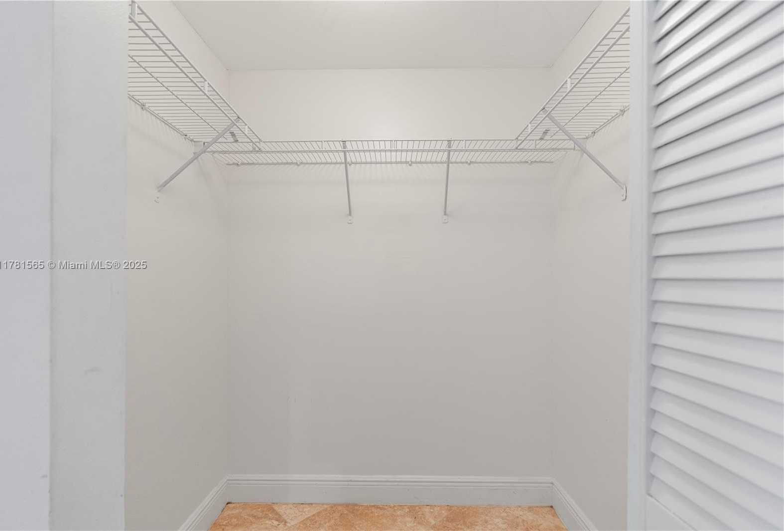 Small Image of 325 SOUTH BISCAYNE BLVD #1214, Miami Number 28