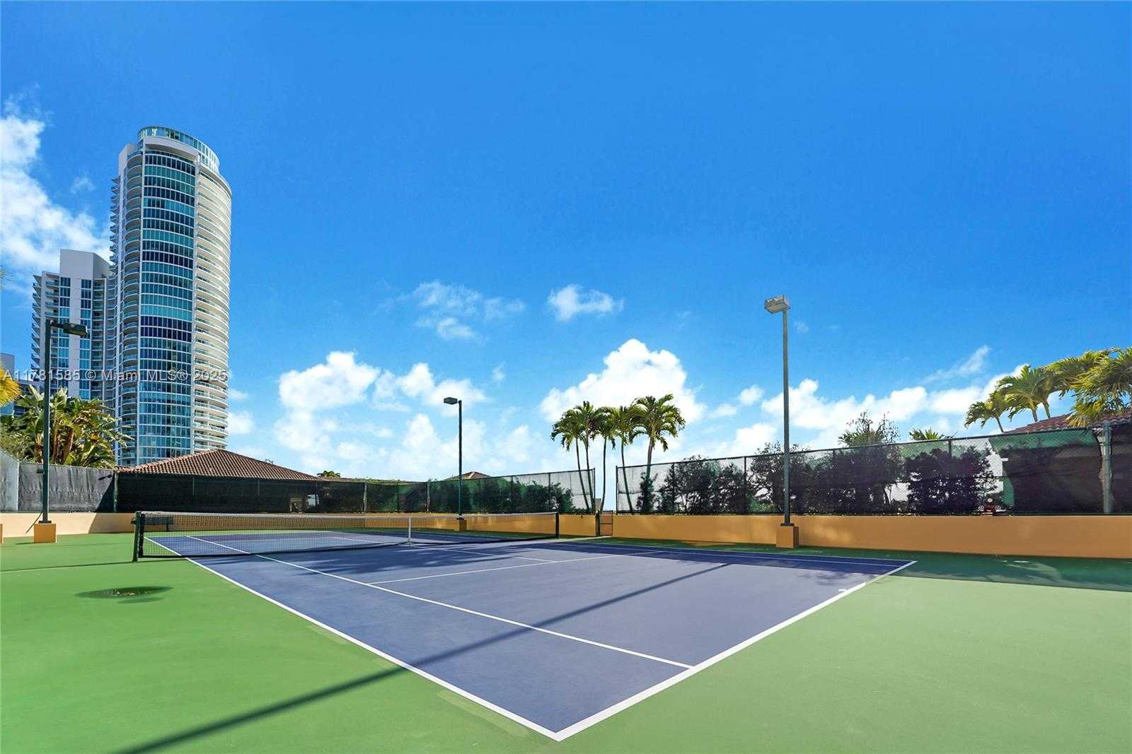 Small Image of 90 ALTON RD #1703, Miami Beach Number 31