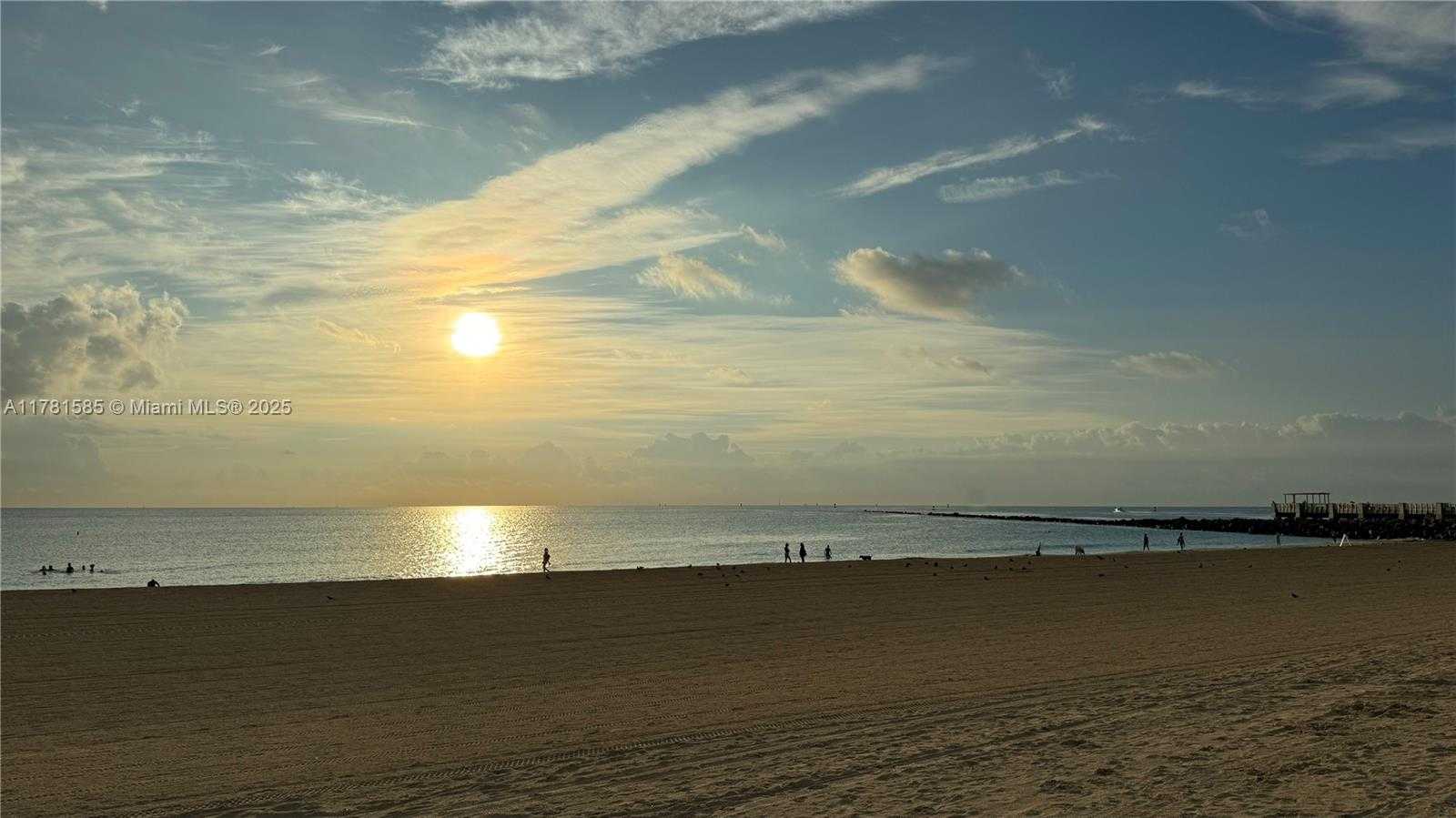 Small Image of 90 ALTON RD #1703, Miami Beach Number 44