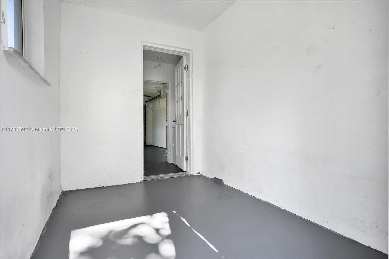 Small Image of 30100 SOUTH WEST 168TH CT, Homestead Number 13