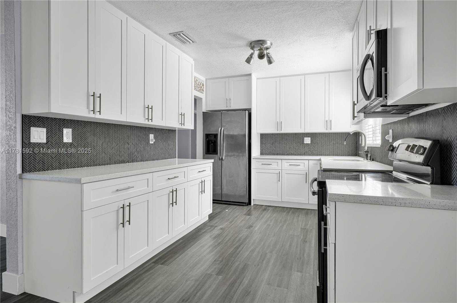 Small Image of 30100 SOUTH WEST 168TH CT, Homestead Number 5