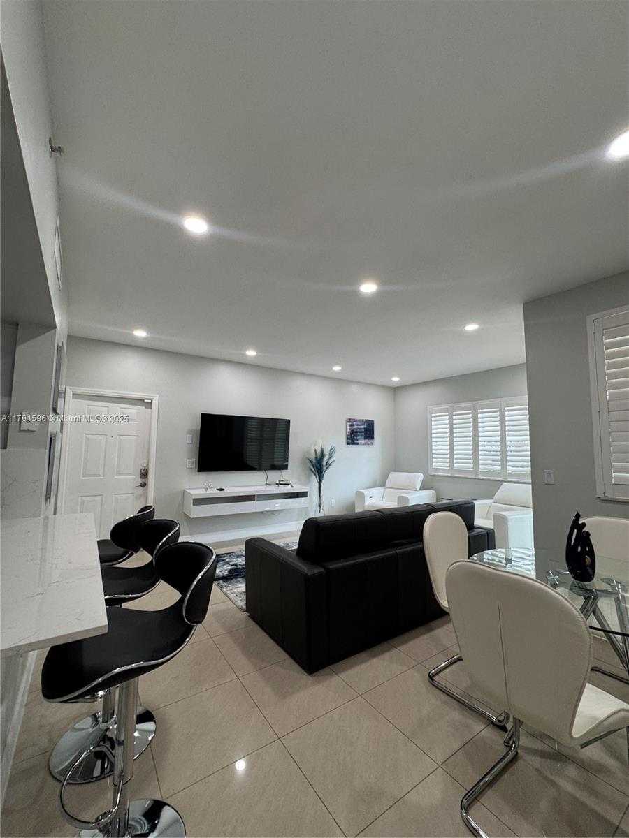 Small Image of 3105 NORTH EAST 184TH ST #7102, Aventura Number 12