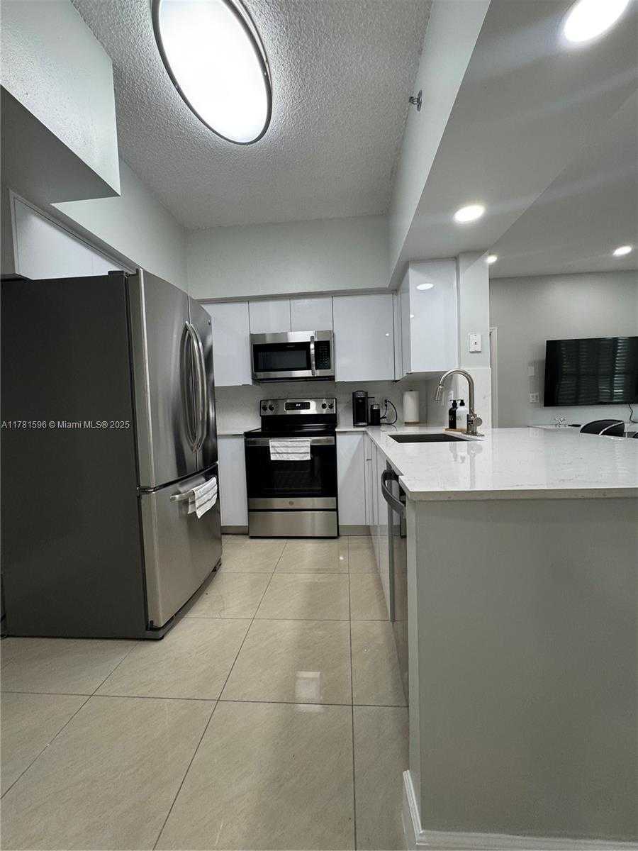 Small Image of 3105 NORTH EAST 184TH ST #7102, Aventura Number 13