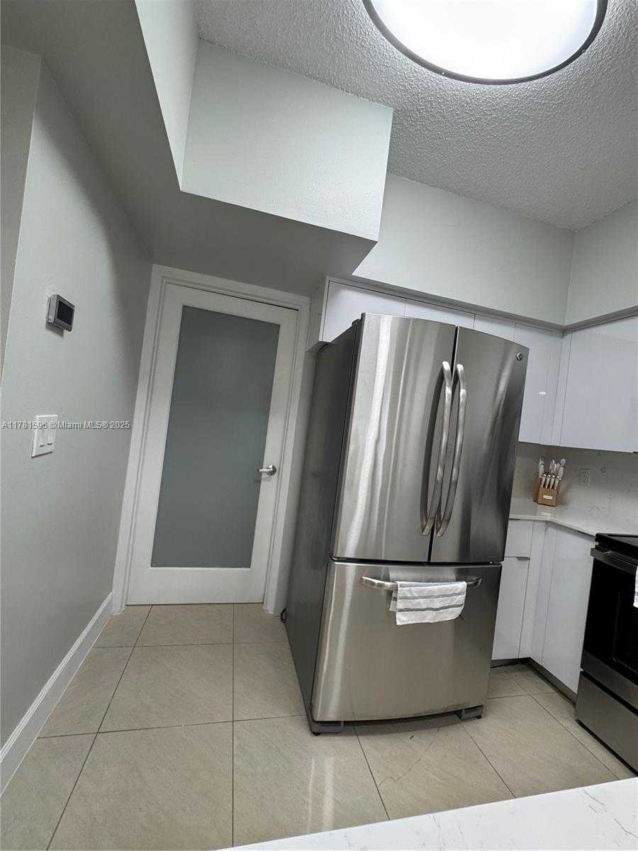 Small Image of 3105 NORTH EAST 184TH ST #7102, Aventura Number 14