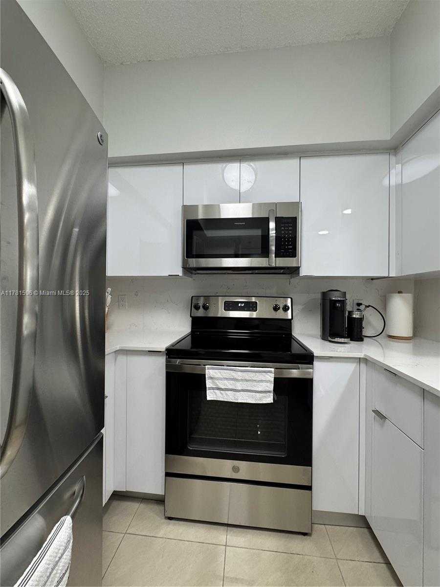 Small Image of 3105 NORTH EAST 184TH ST #7102, Aventura Number 15