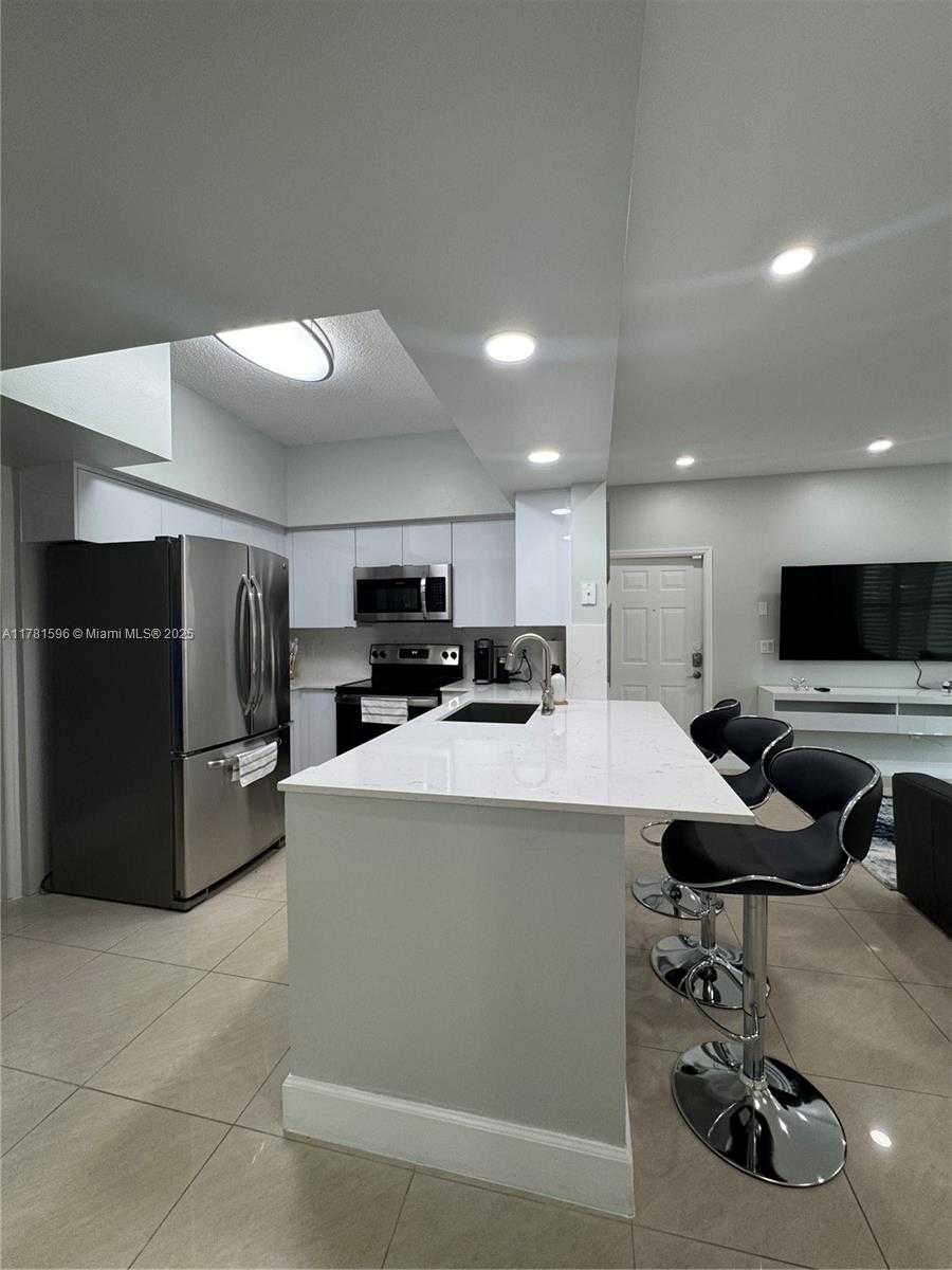 Small Image of 3105 NORTH EAST 184TH ST #7102, Aventura Number 17