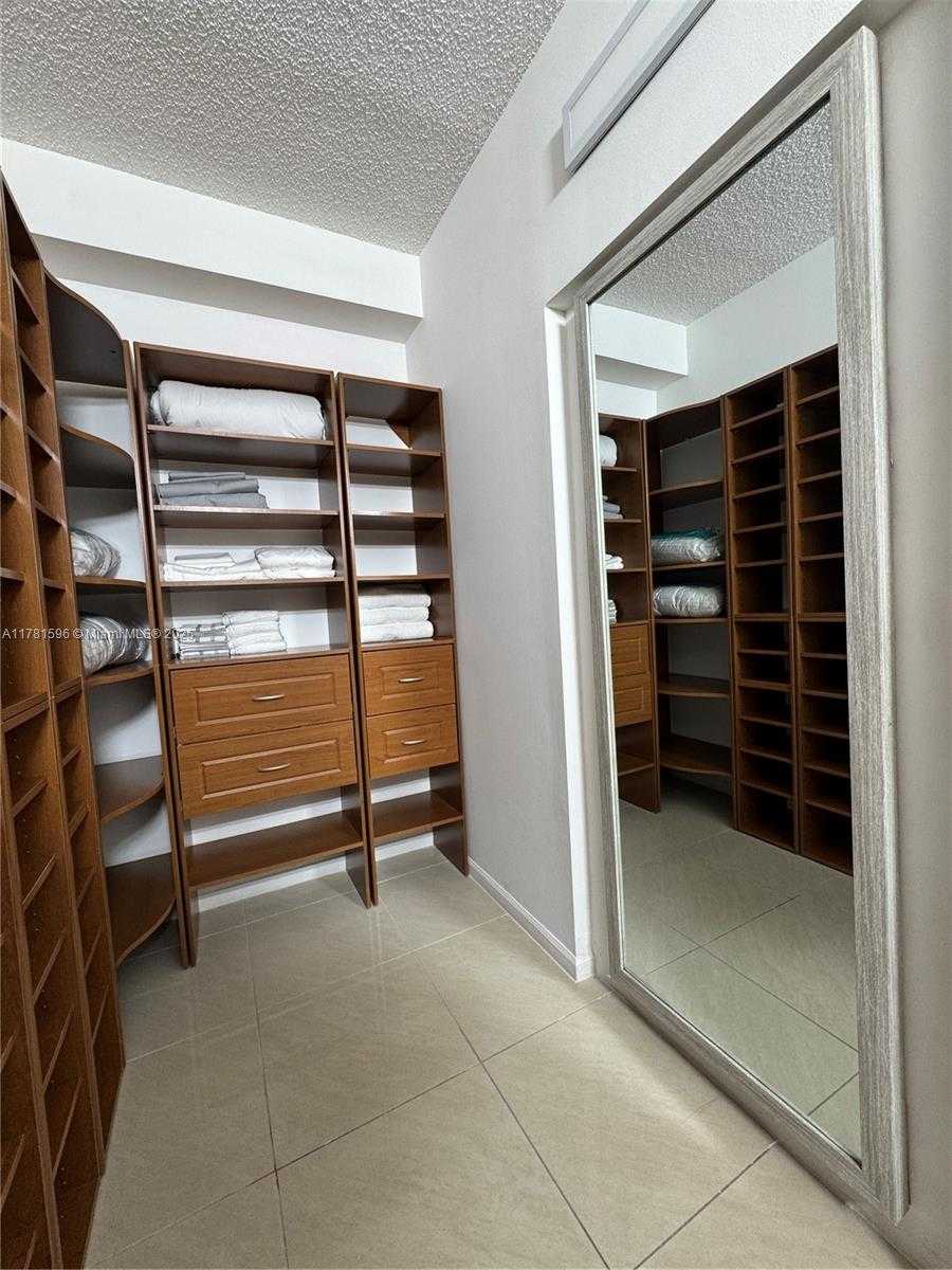Small Image of 3105 NORTH EAST 184TH ST #7102, Aventura Number 24