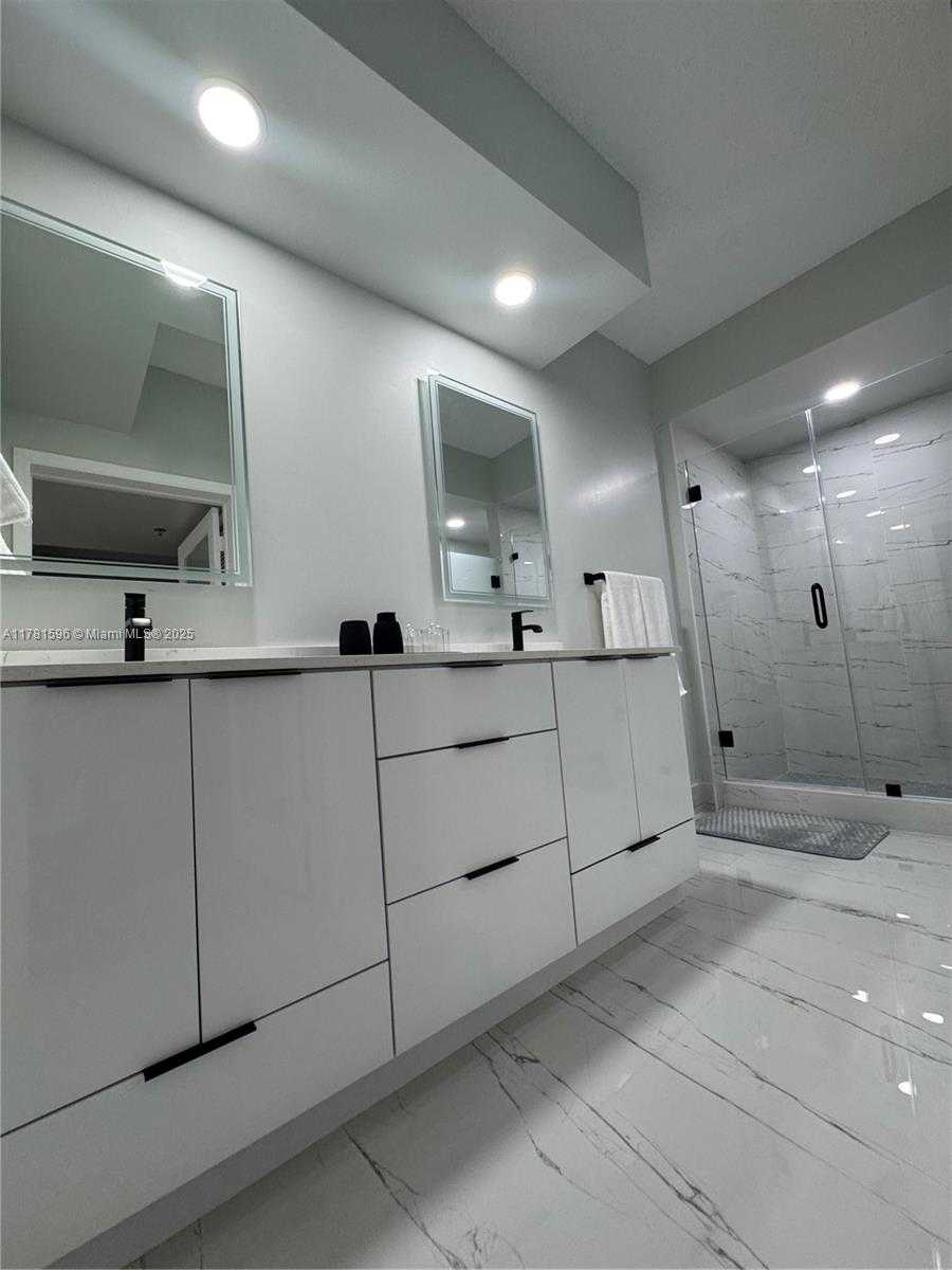 Small Image of 3105 NORTH EAST 184TH ST #7102, Aventura Number 25