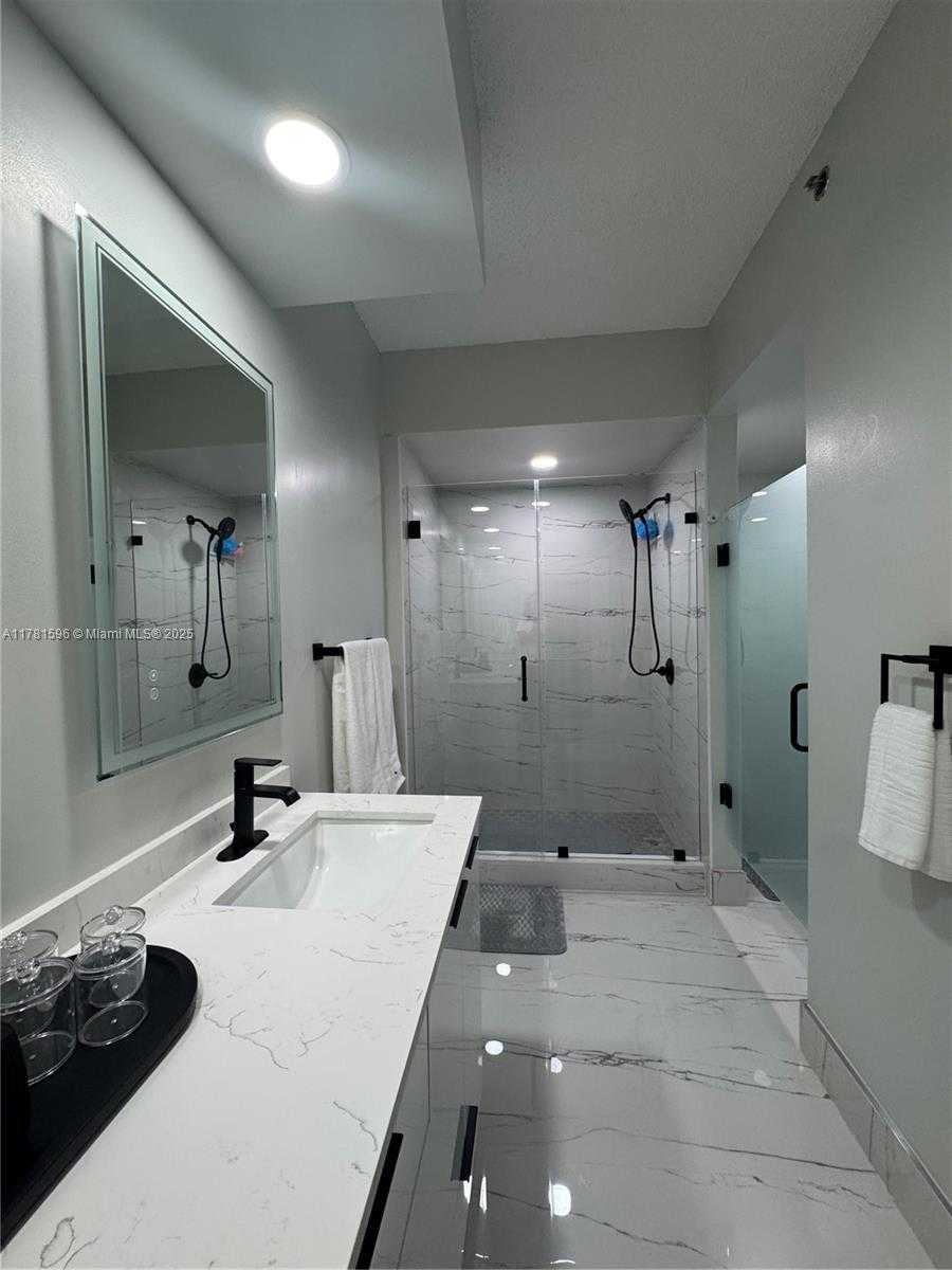 Small Image of 3105 NORTH EAST 184TH ST #7102, Aventura Number 27