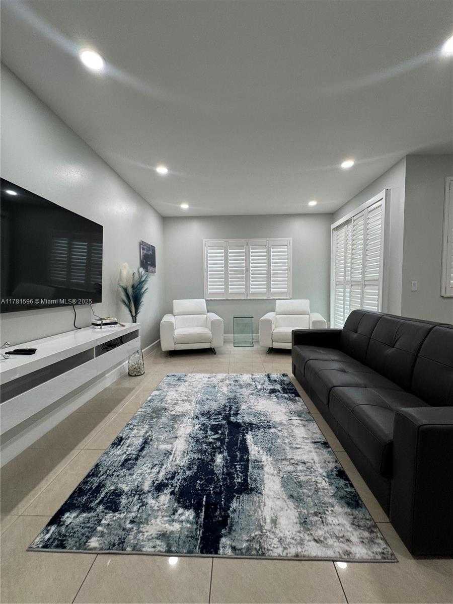 Small Image of 3105 NORTH EAST 184TH ST #7102, Aventura Number 5