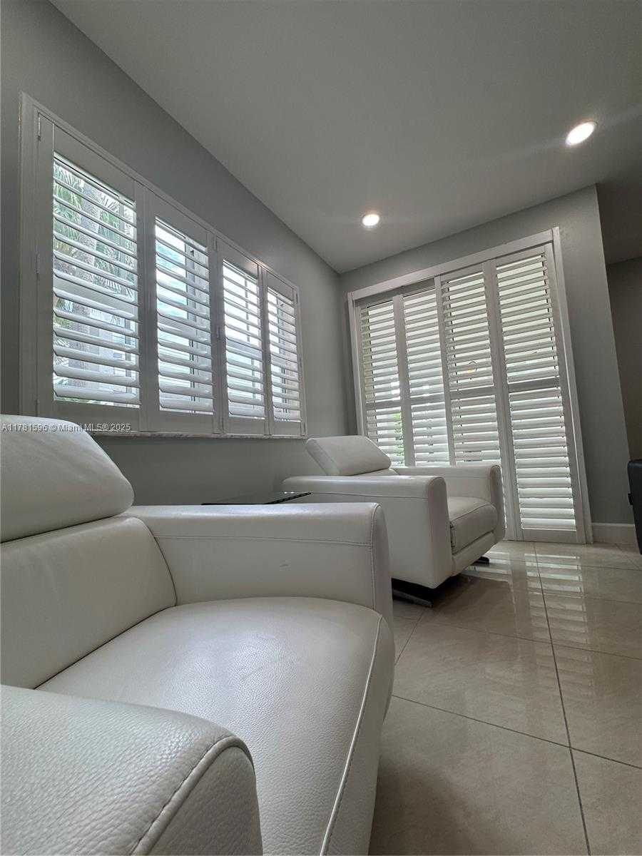 Small Image of 3105 NORTH EAST 184TH ST #7102, Aventura Number 8