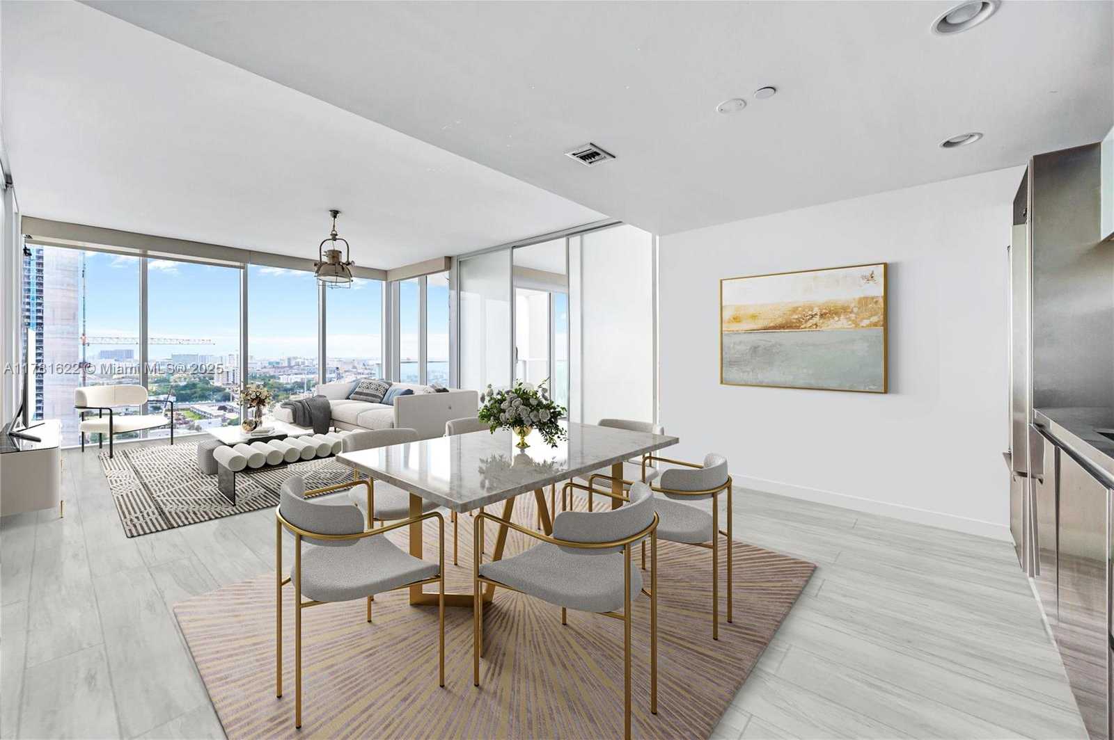 Small Image of 1040 BISCAYNE BLVD #1706, Miami Number 2