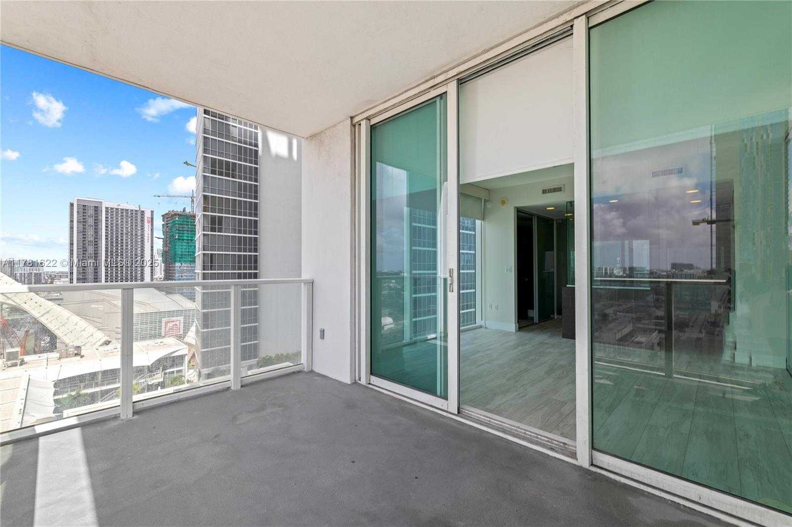 Small Image of 1040 BISCAYNE BLVD #1706, Miami Number 22