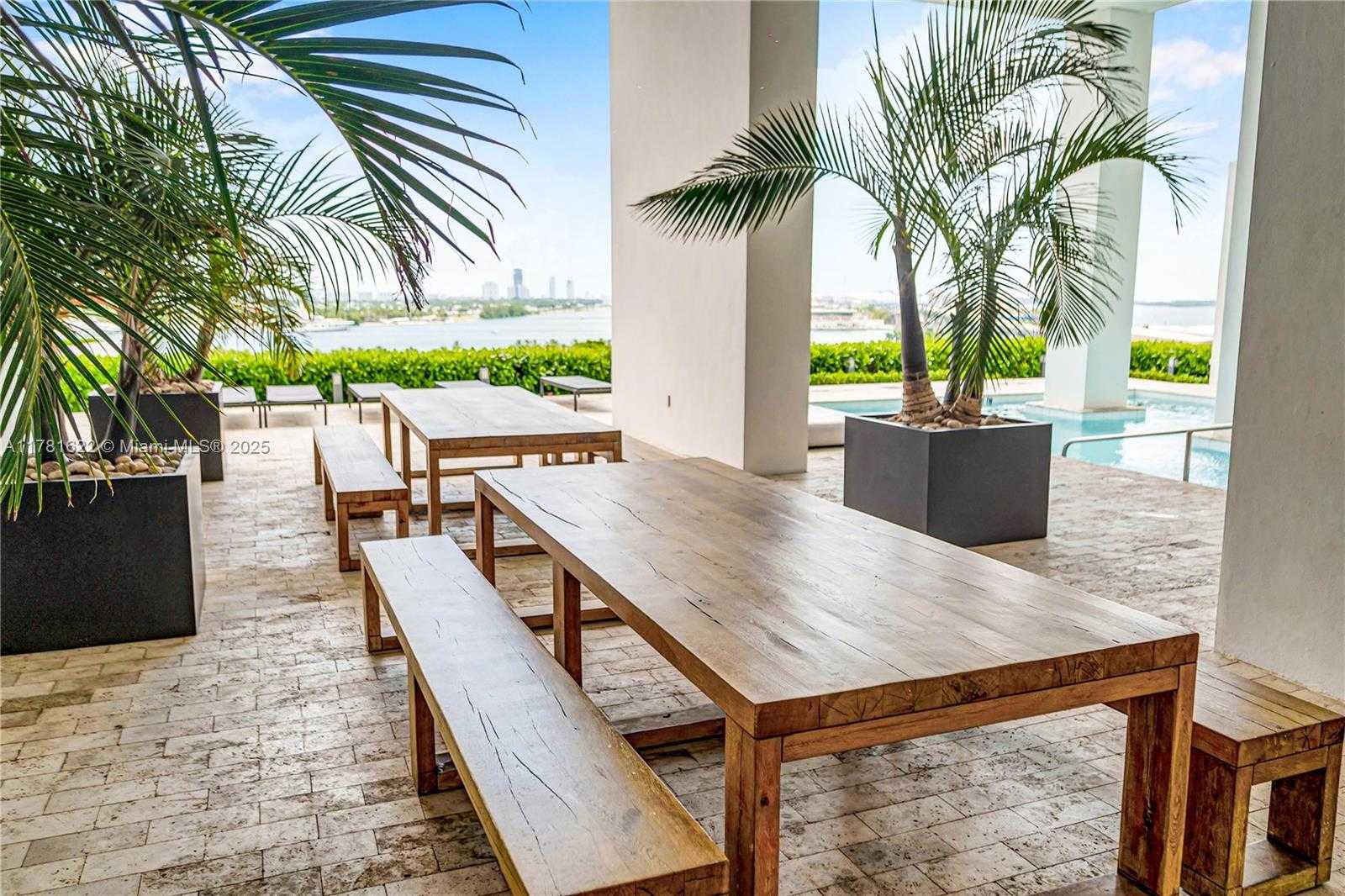 Small Image of 1040 BISCAYNE BLVD #1706, Miami Number 52