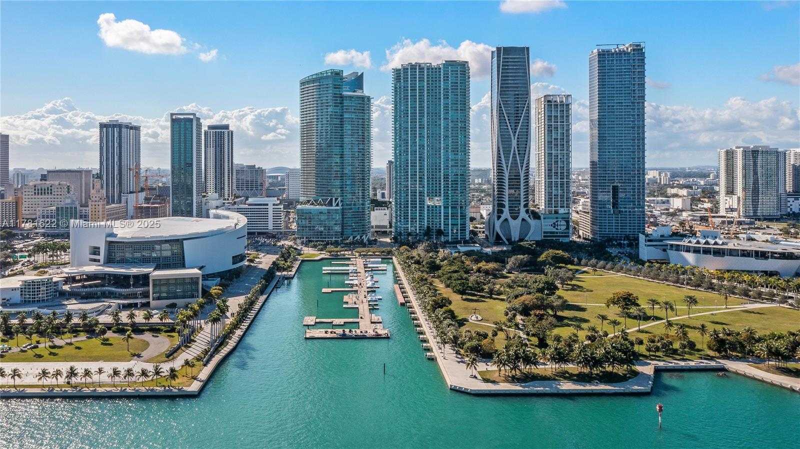 Small Image of 1040 BISCAYNE BLVD #1706, Miami Number 57