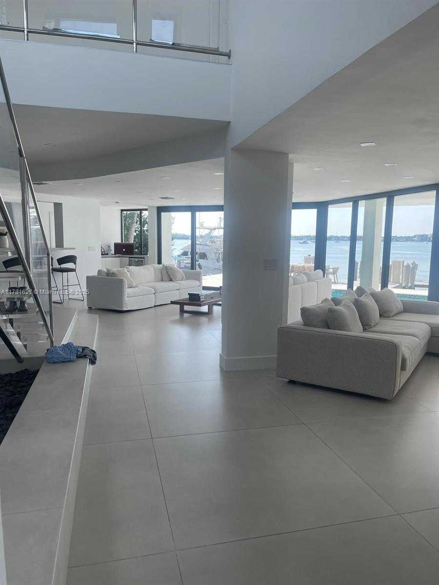 Small Image of 7720 MIAMI VIEW, North Bay Village Number 38
