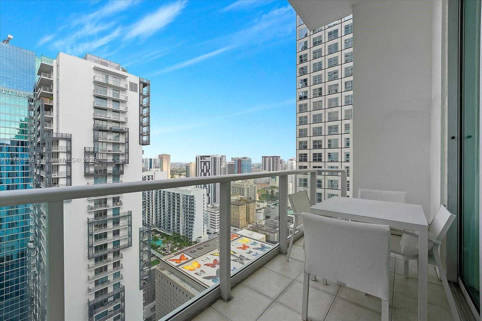 Small Image of 300 SOUTH BISCAYNE BLVD #T-3709, Miami Number 11