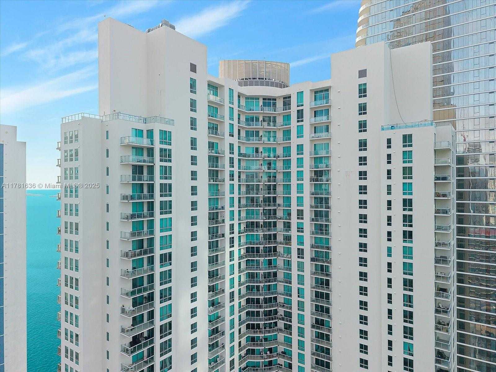 Small Image of 300 SOUTH BISCAYNE BLVD #T-3709, Miami Number 15