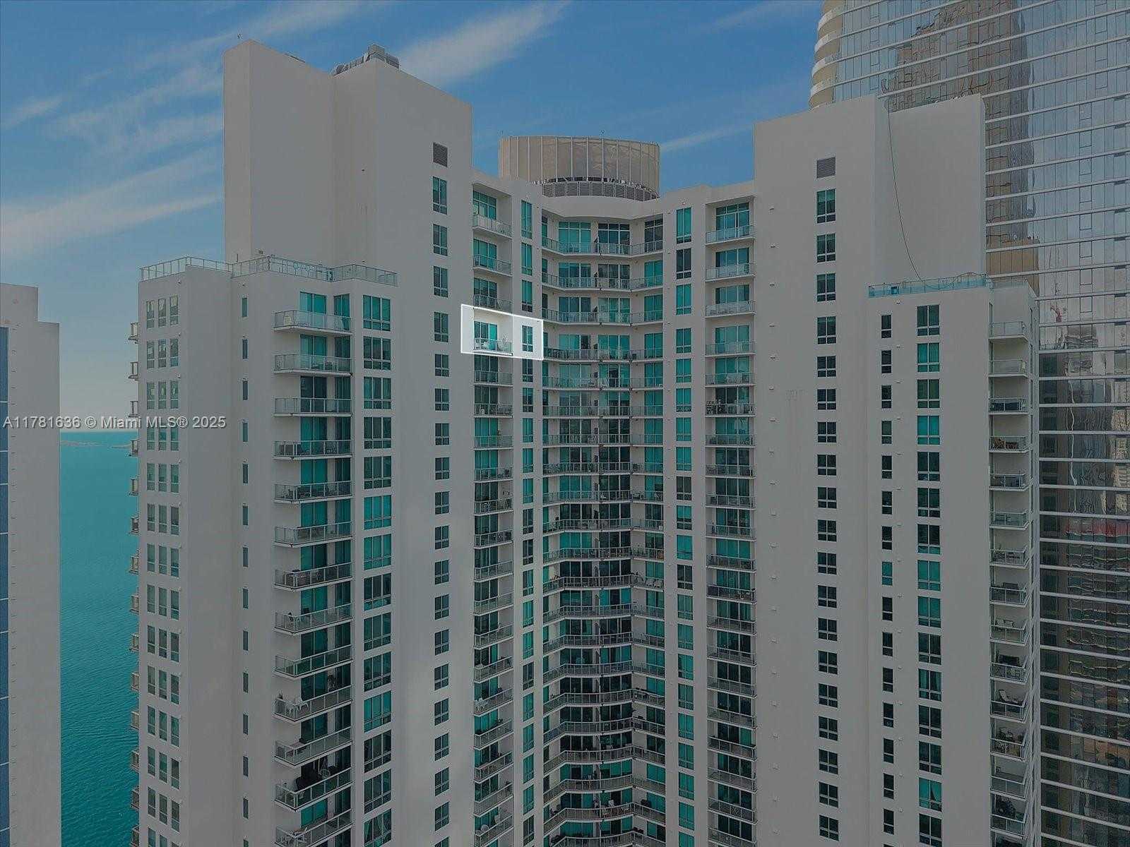 Small Image of 300 SOUTH BISCAYNE BLVD #T-3709, Miami Number 16