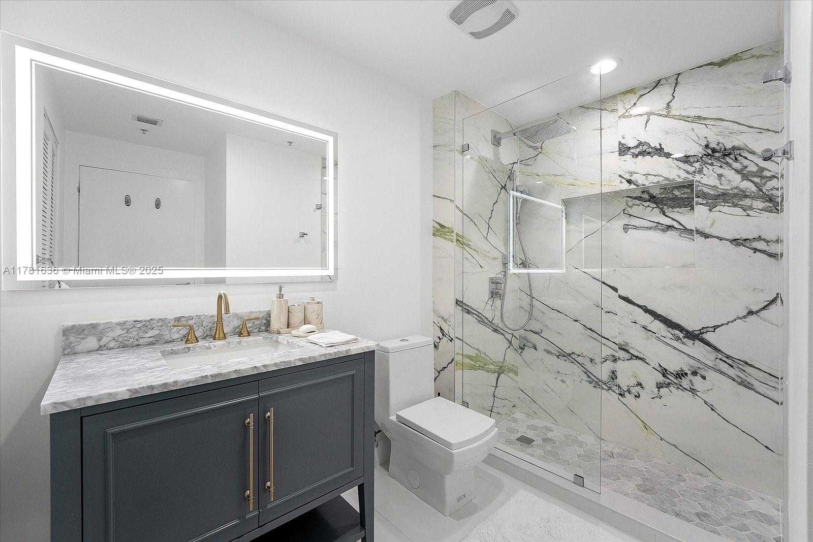 Small Image of 300 SOUTH BISCAYNE BLVD #T-3709, Miami Number 9